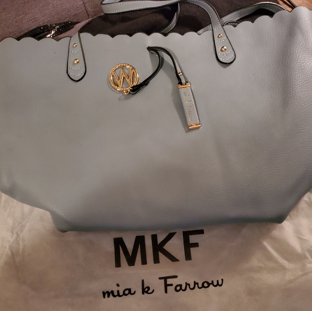 Purse - Picture 3 of 4